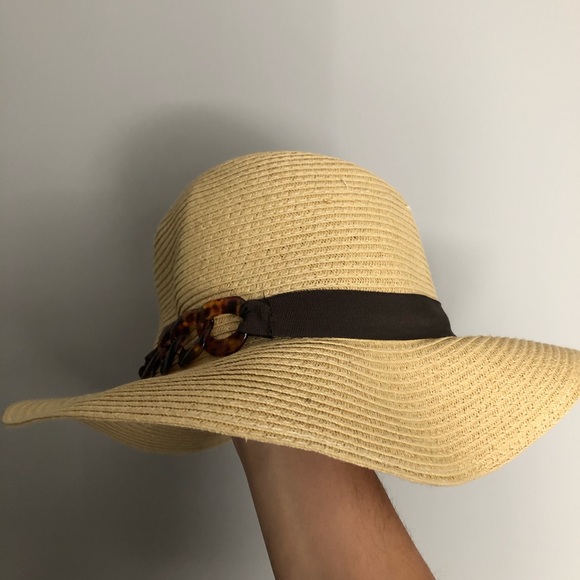 Summer Floppy hat - Picture 2 of 2
